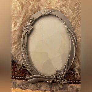 SEAGULL Pewter Oval Floral Art Deco Style 5x7 Picture Frame Vintage 1988 Vintage